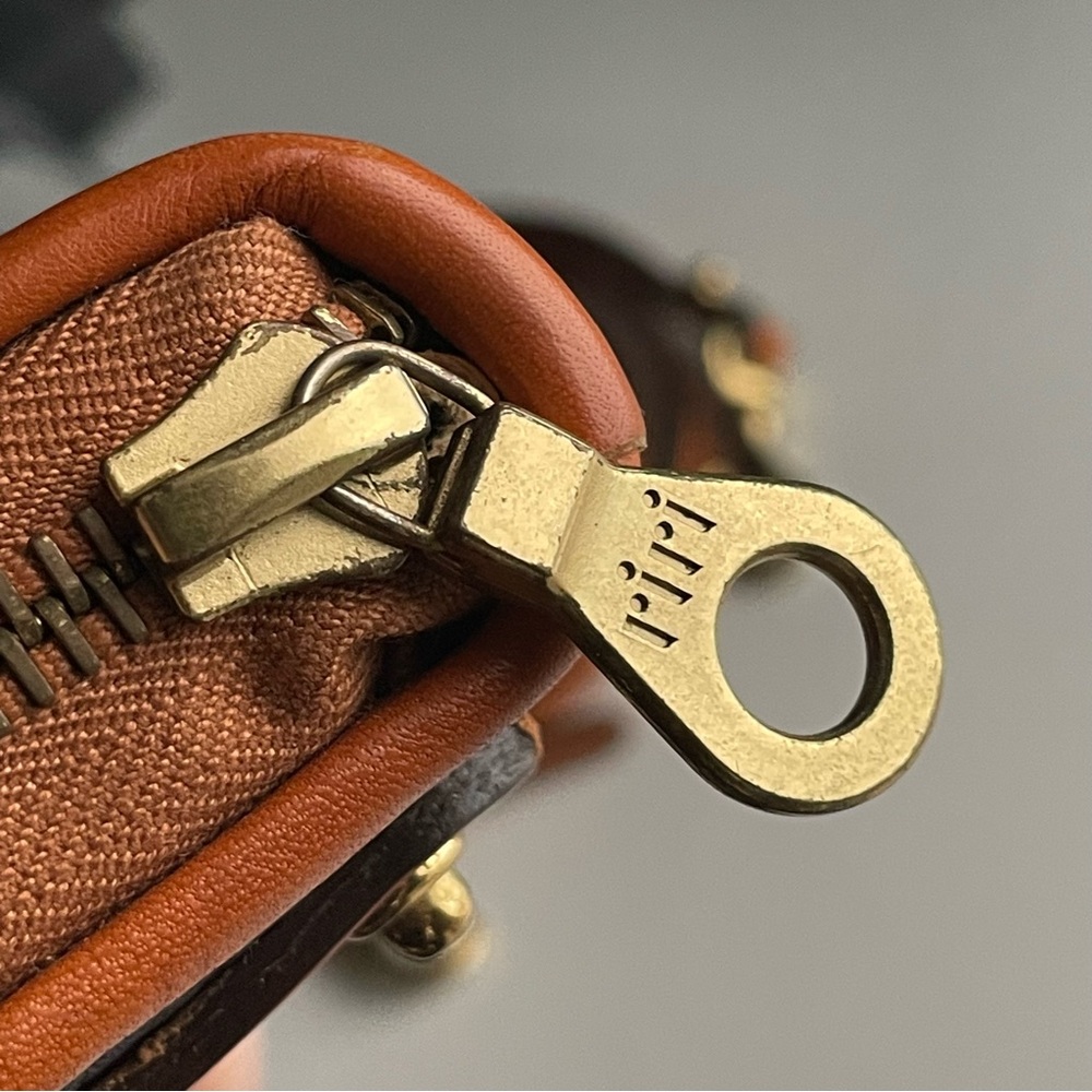 Dooney & Bourke Brown Leather Crossbody Wallet Bag - Picture 9 of 16